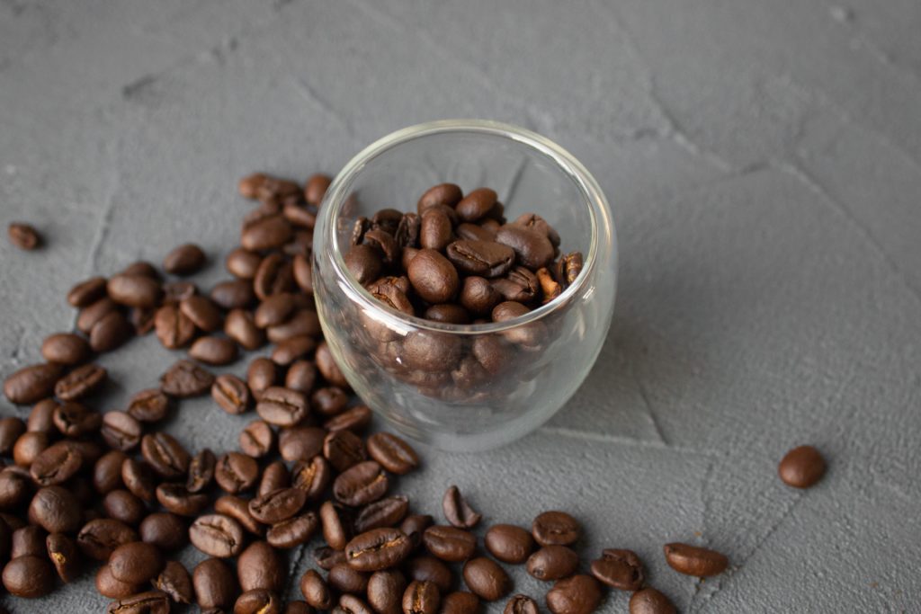 Combien de cafés avec 1kg de grains au bureau ? - Chacunsoncafe Blog