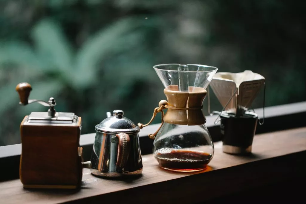 Offrir des accessoires pour le café